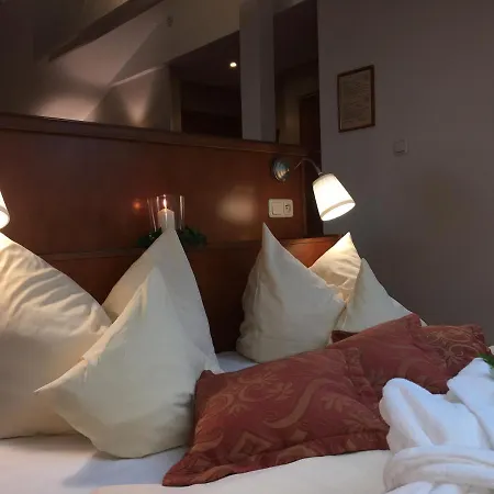 Wy & Lägenhetshotell 4*