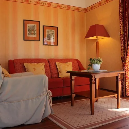 Wy & 4* ポビエロボ