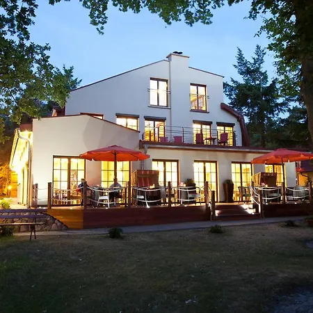 Wy & 4* Pobierowo