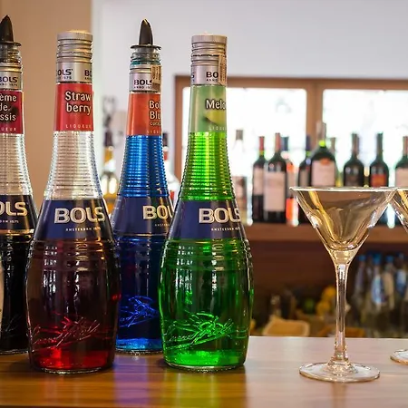 Wy & アパートホテル